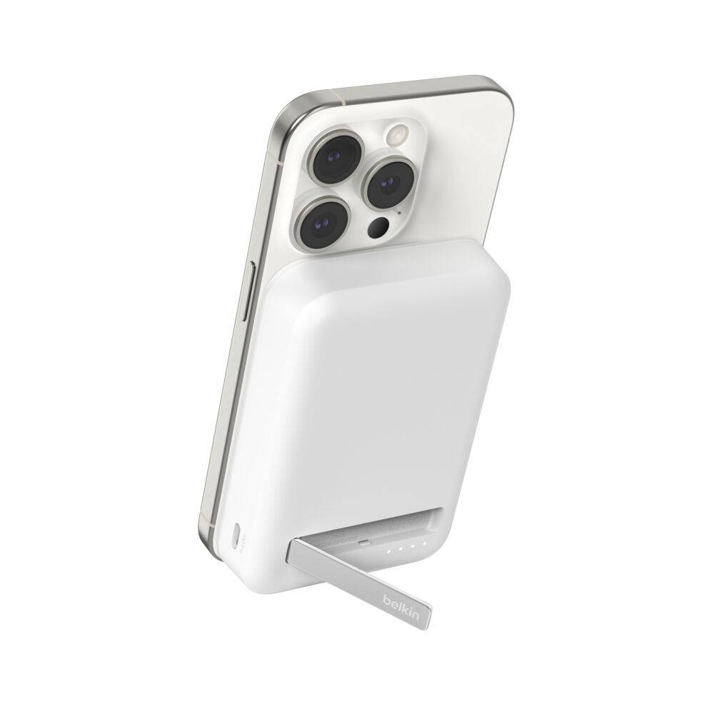 Belkin BoostCharge Pro magnetic power bank with Qi2, 10,000 mAh, white